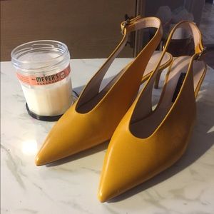 Zara Kitten Heels - Mustard Yellow - size 9 🌼